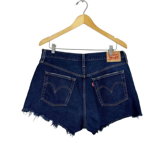 Levi's 501 Dark Blue Cut Off Denim Jean Shorts sz W32 - Picture 6 of 6